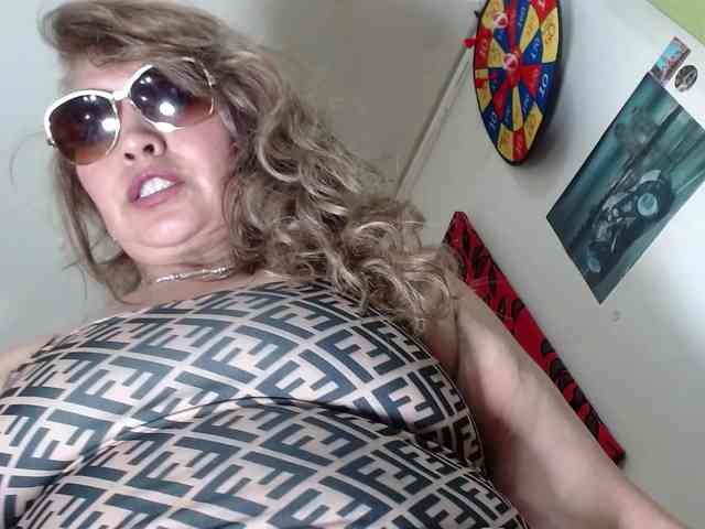 Kazsandra webcam