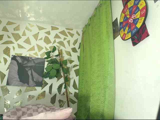 Kazsandra webcam