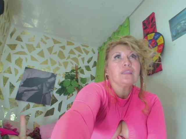 Kazsandra webcam