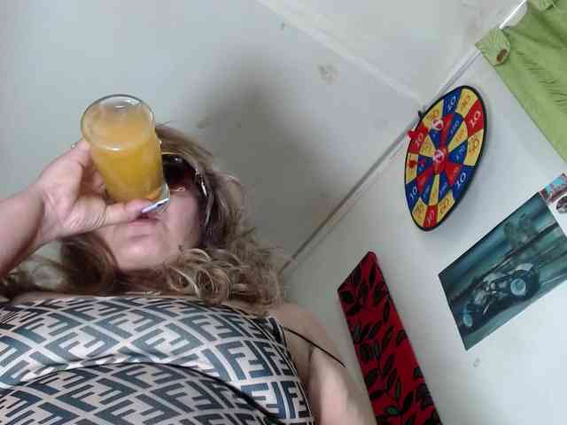 Kazsandra webcam