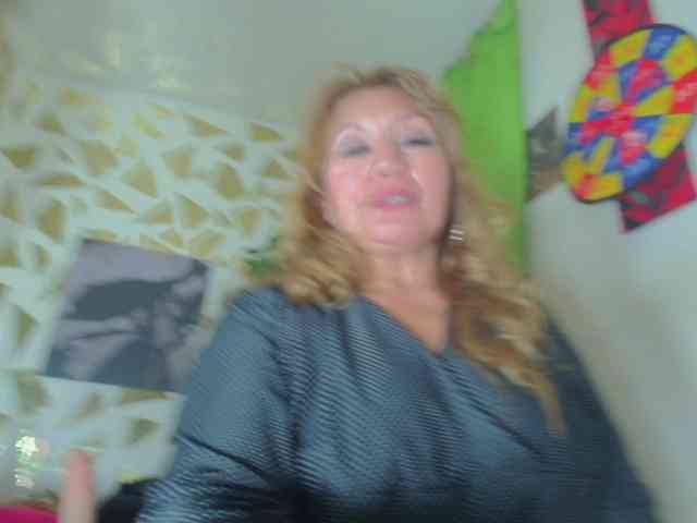 Kazsandra webcam