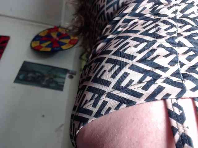 Kazsandra webcam