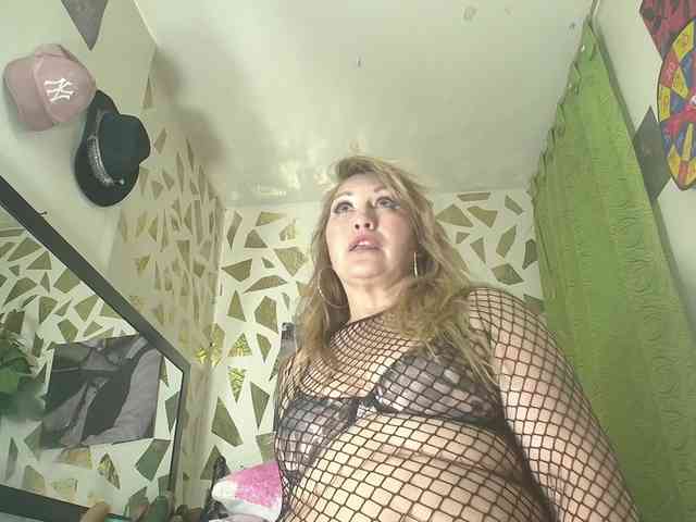 Kazsandra webcam