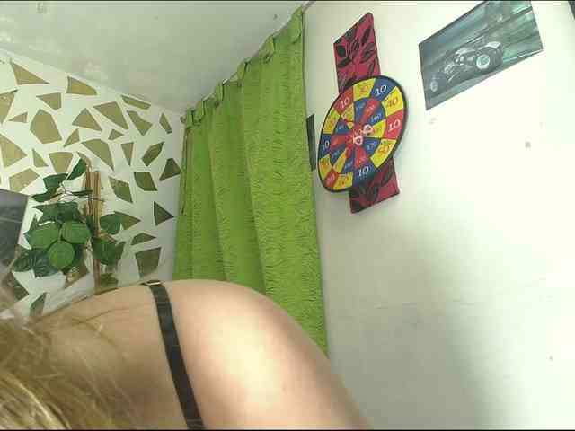Kazsandra webcam