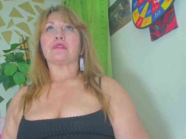 Kazsandra webcam