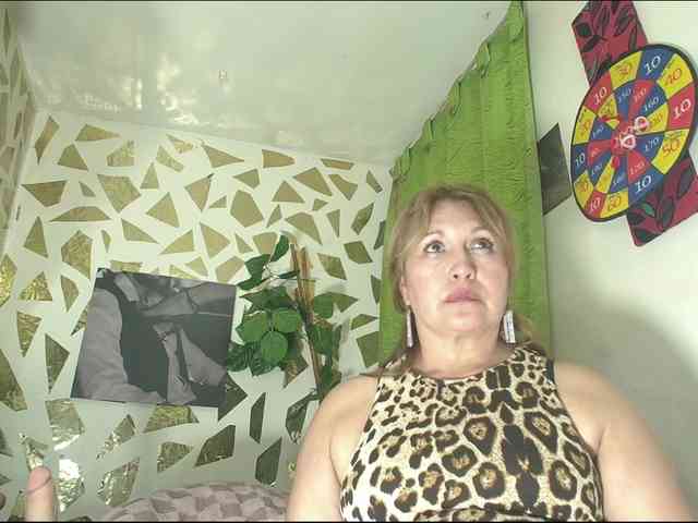Kazsandra webcam
