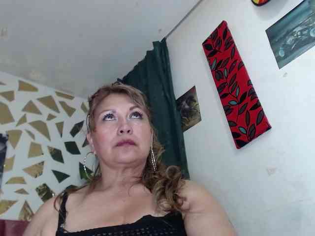 Kazsandra webcam
