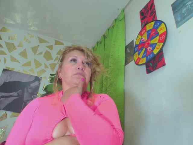 Kazsandra webcam