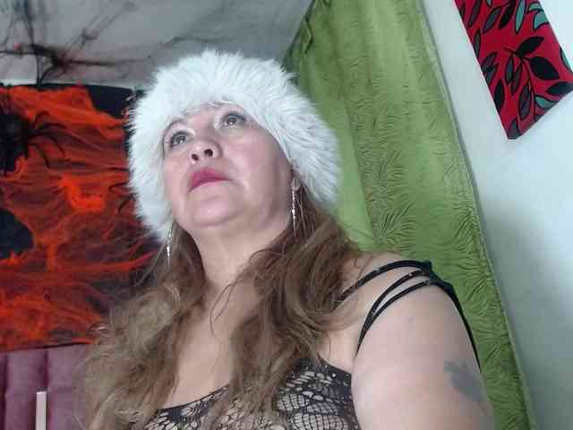 Kazsandra webcam