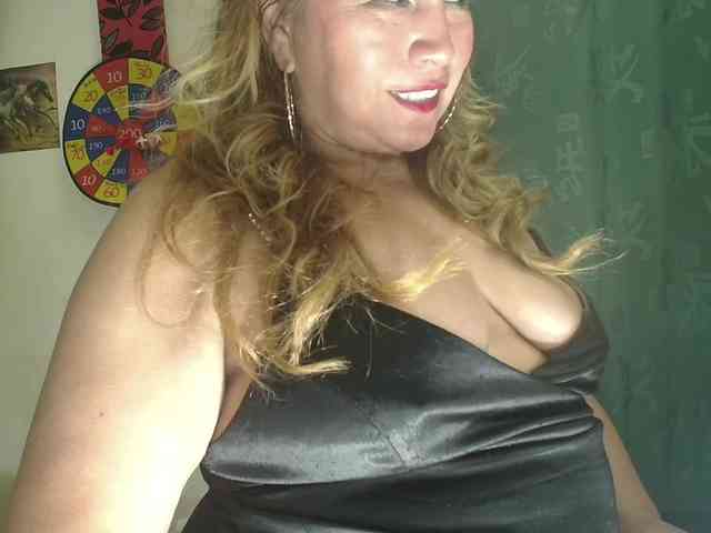 Kazsandra webcam