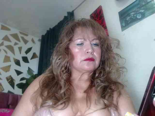 Kazsandra webcam