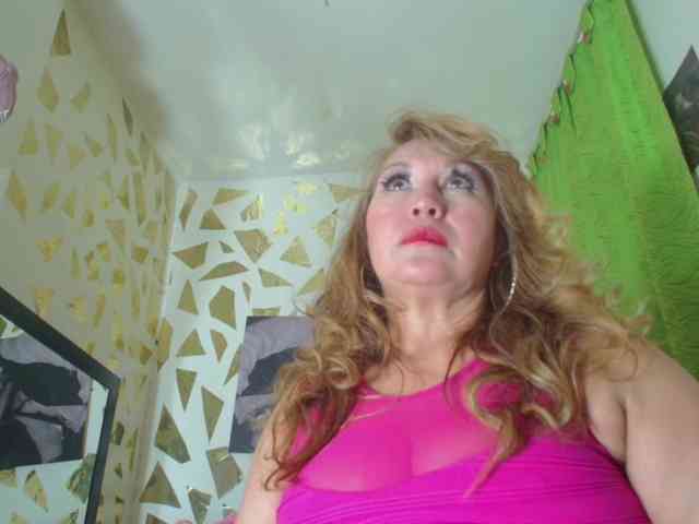 Kazsandra webcam