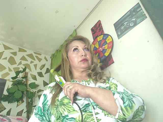 Kazsandra webcam