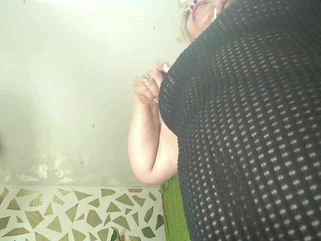 Kazsandra webcam