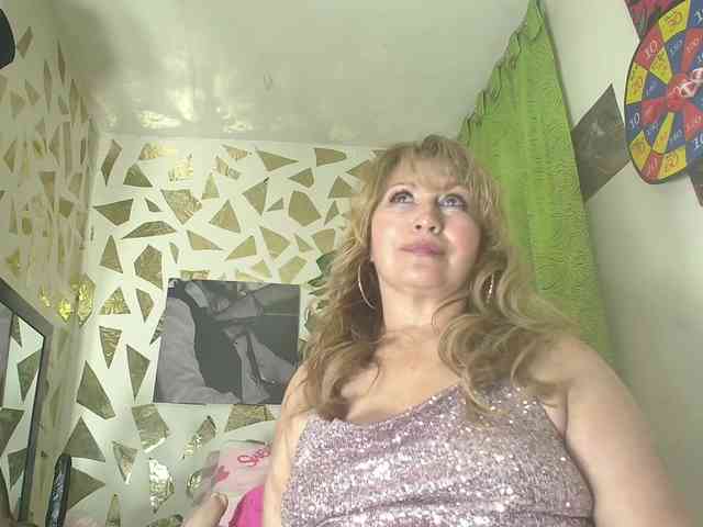 Kazsandra webcam