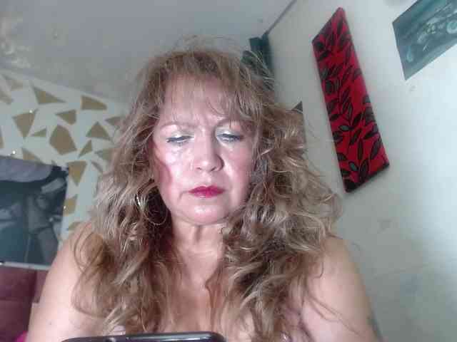 Kazsandra webcam