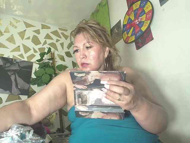 Kazsandra webcam