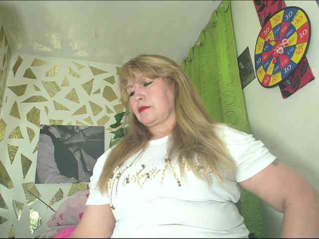 Kazsandra webcam