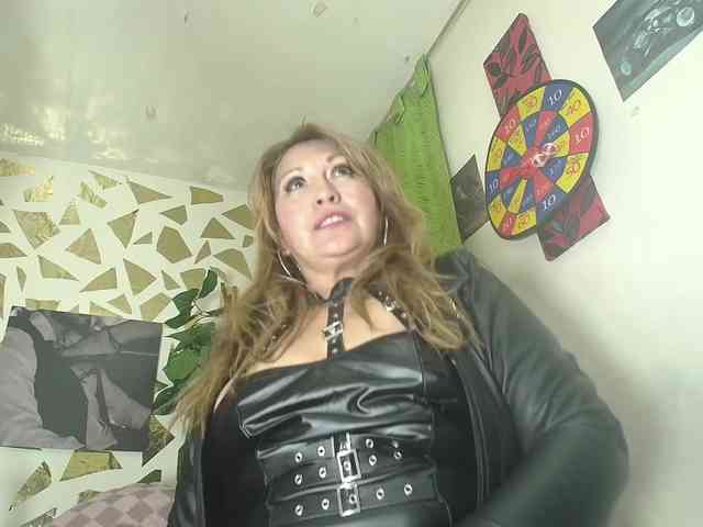 Kazsandra webcam
