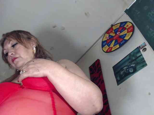 Kazsandra Live Webcam on BongaCams