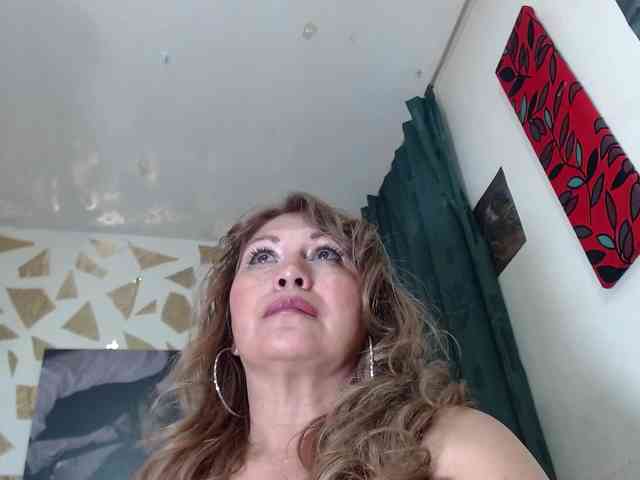 Kazsandra webcam