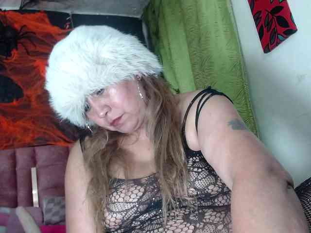 Kazsandra webcam