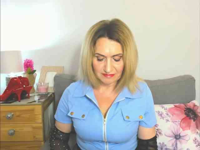 IsabellaExperienced webcam