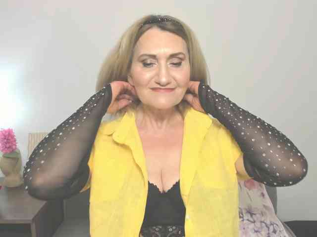 IsabellaExperienced webcam