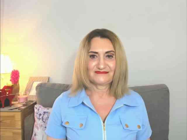 IsabellaExperienced webcam