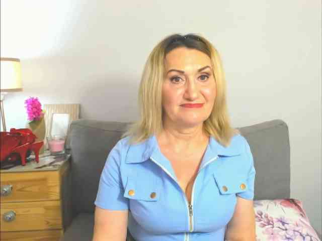 IsabellaExperienced webcam
