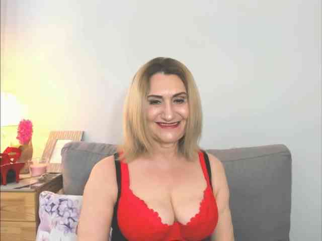 IsabellaExperienced webcam