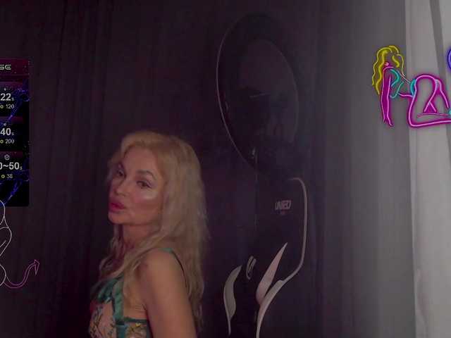 Margo77-1's BongaCams show and profile