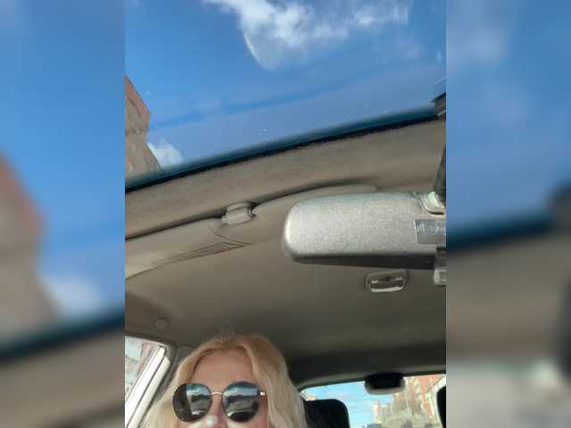 Margo77-1's BongaCams show and profile