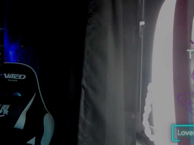 Margo77-1's BongaCams show and profile