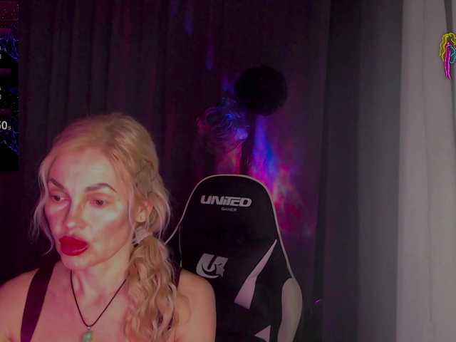 Margo77-1's BongaCams show and profile