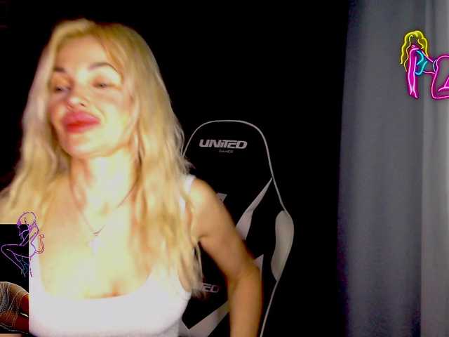 Margo77-1's BongaCams show and profile