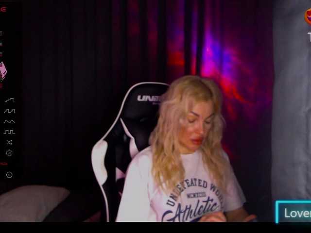 Margo77-1's BongaCams show and profile