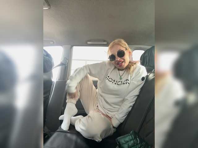 Margo77-1's BongaCams profile