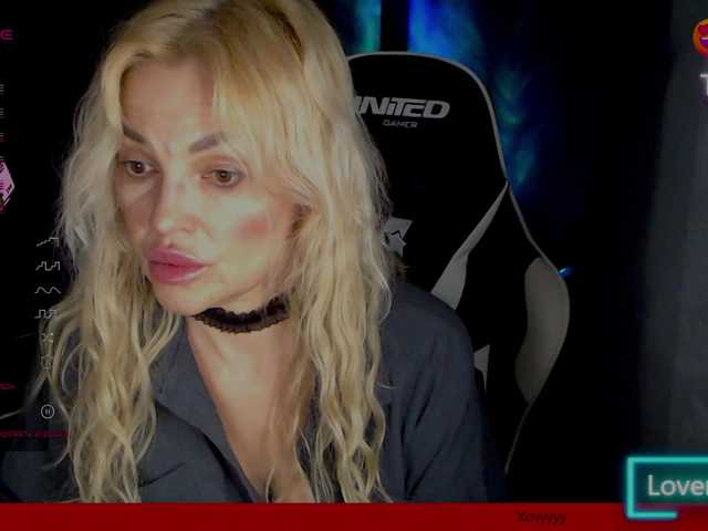 Margo77-1's BongaCams show and profile