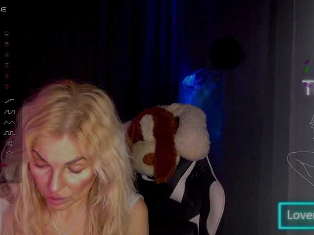 Margo77-1's BongaCams show and profile