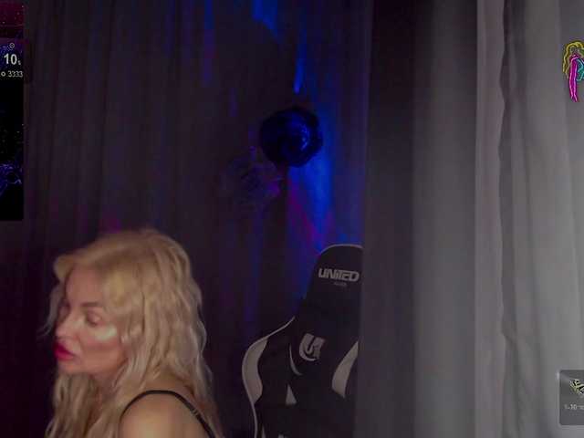 Margo77-1's BongaCams show and profile