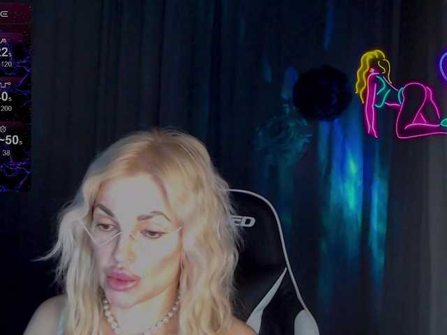 Margo77-1's BongaCams show and profile