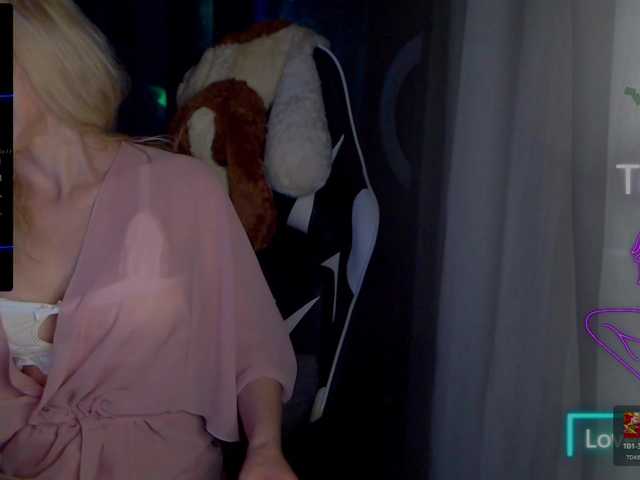 Margo77-1's BongaCams show and profile
