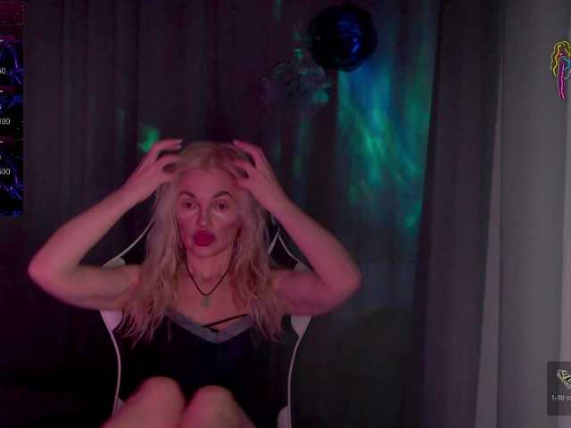 Margo77-1's BongaCams show and profile