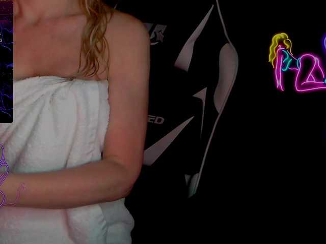 Margo77-1's BongaCams show and profile