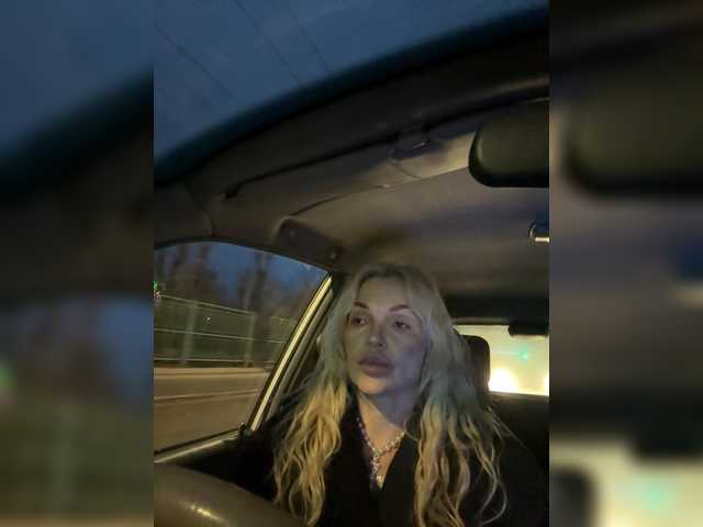 Margo77-1's BongaCams show and profile