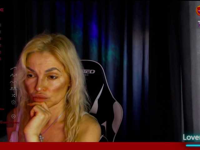 Margo77-1's BongaCams show and profile