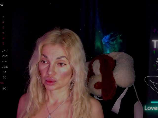 Margo77-1's BongaCams show and profile