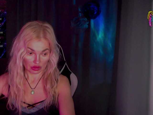 Margo77-1's BongaCams show and profile