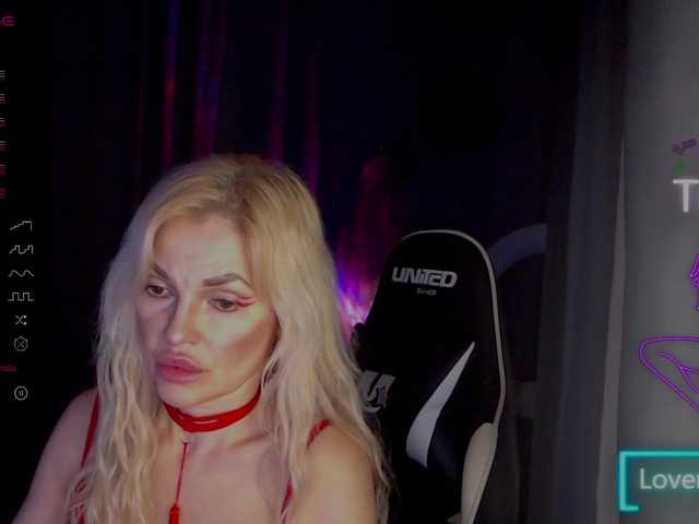 Margo77-1's BongaCams show and profile